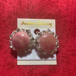 ❤️‍🔥 4 for $20 Pink Crystal Stud Earrings